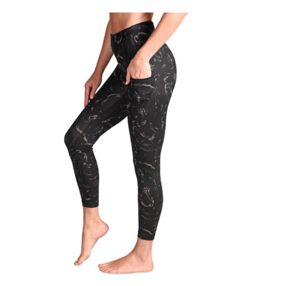 Active Life Pants & Jumpsuits Active Life Missy 78 Pocket Tights